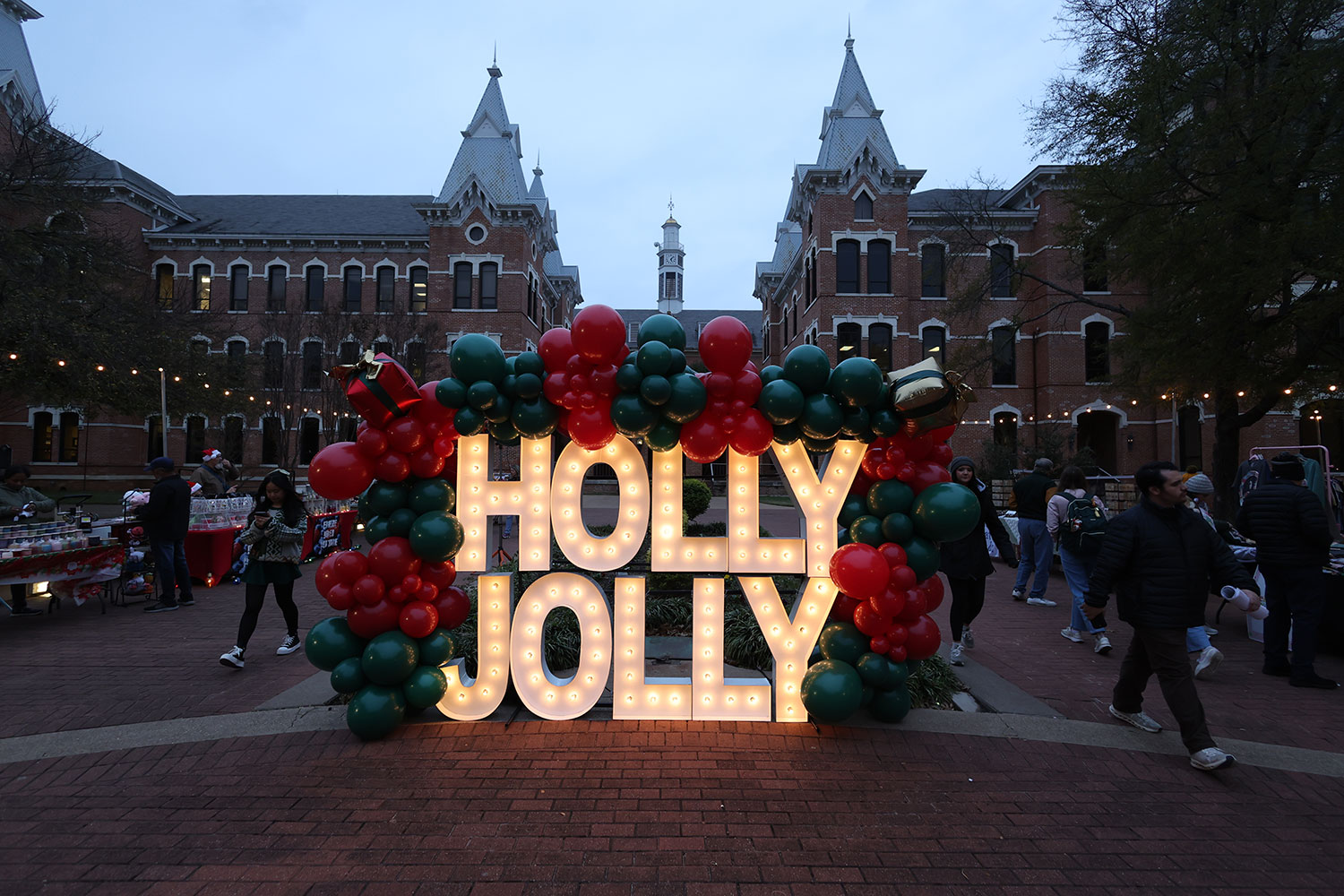 Lighted Holly Jolly sign